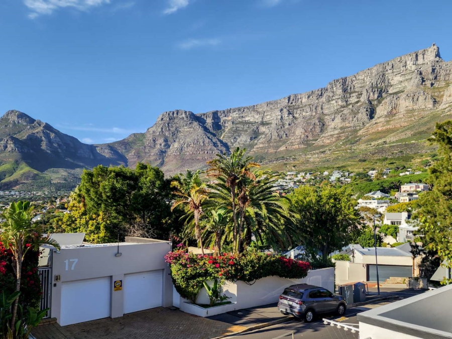 To Let 4 Bedroom Property for Rent in Gardens Western Cape
